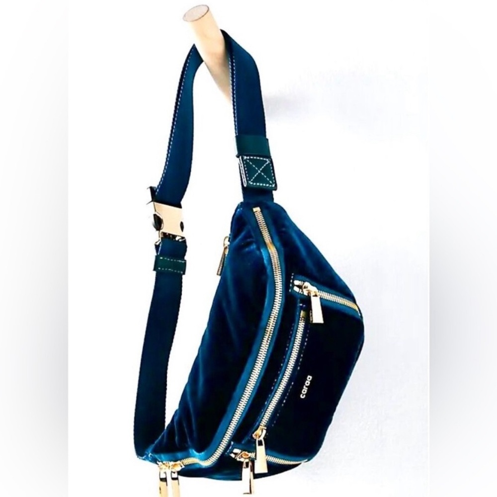 Free People Caraa Velvet Sling bag in Blue $128 - Picture 1 of 2